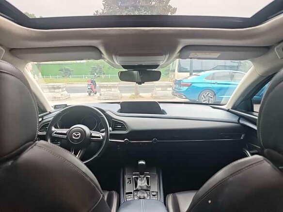 2023 Mazda CX-30 I, чёрный, 1576000 рублей - вид 11