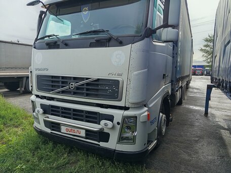 2004 Volvo FH, белый, 4500000 рублей, вид 1
