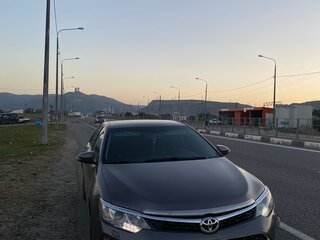 2014 Toyota Camry VII (XV50) Рестайлинг, серый, 1750000 рублей, вид 3