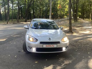 2011 Renault Fluence I, серебристый, 620000 рублей, вид 3