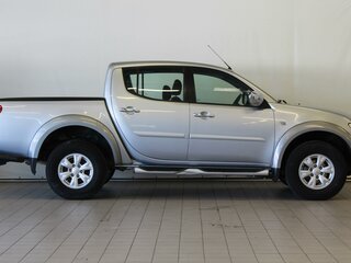 2011 Mitsubishi L200 IV, серебристый, 2000000 рублей, вид 4