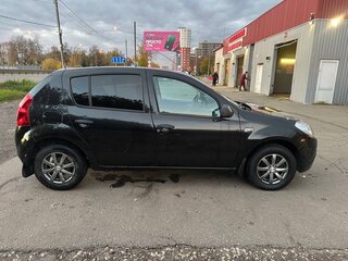 2014 Renault Sandero I, чёрный, 690000 рублей, вид 4