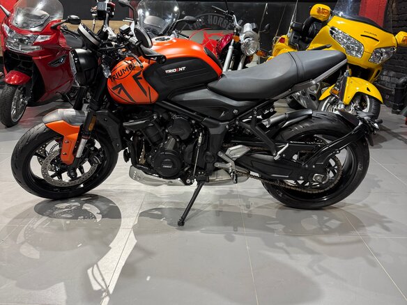 2022 Triumph Trident 660, оранжевый, 785000 рублей - вид 16