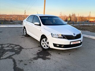 2015 Skoda Rapid I, белый, 700000 рублей, вид 1