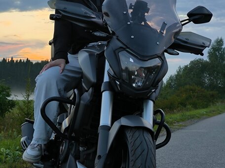 2023 Bajaj Dominar 400, чёрный, 440000 рублей, вид 5