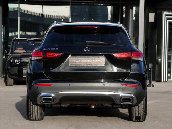 2020 Mercedes-Benz GLA 200 II (H247), чёрный, 2387000 рублей - вид 5