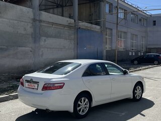 2011 Toyota Camry VI (XV40) Рестайлинг, белый, 1440000 рублей, вид 4
