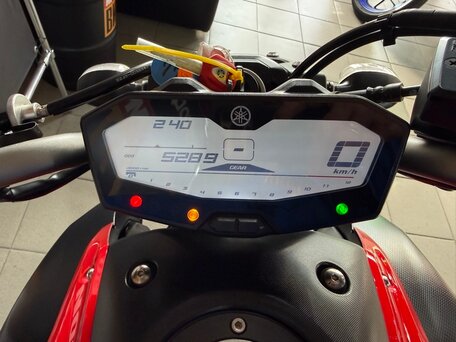 2014 Yamaha MT-07 (FZ-07), красный, 720000 рублей, вид 5