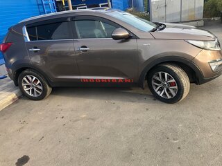 2015 Kia Sportage III Рестайлинг, коричневый, 1690000 рублей, вид 4