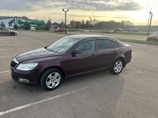 2010 Skoda Octavia II (A5) Рестайлинг, пурпурный, 520000 рублей, вид 1