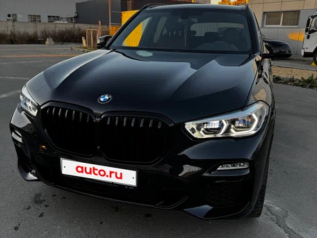2021 BMW X5 40i IV (G05/G18), чёрный, 9500000 рублей, вид 3
