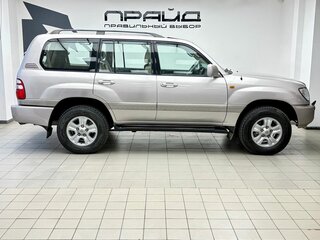 2003 Toyota Land Cruiser 100 Series Рестайлинг 1, серый, 1819900 рублей, вид 3