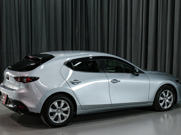2019 Mazda 3 IV (BP), серый, 1500000 рублей - вид 12
