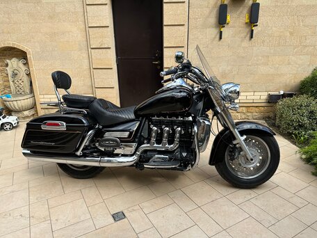 2018 Triumph Rocket III, чёрный, 1590000 рублей, вид 3