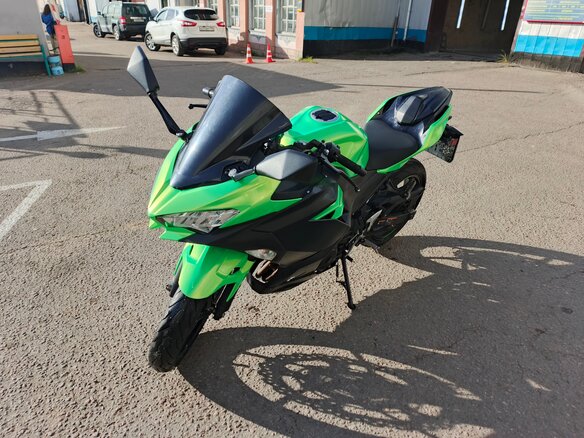 2019 Kawasaki Ninja 400, зелёный, 500000 рублей - вид 3
