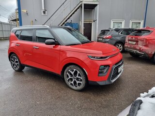 2021 Kia Soul III, красный, 2060000 рублей, вид 1