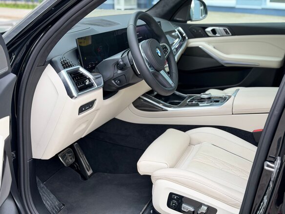 2025 BMW X7 40i I (G07) Рестайлинг, чёрный - вид 15