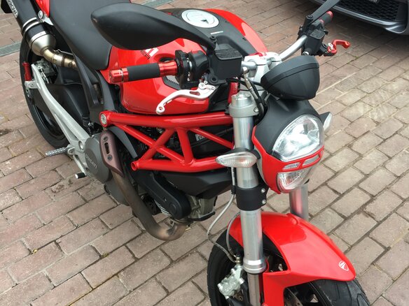 2014 Ducati Monster 696, красный - вид 6