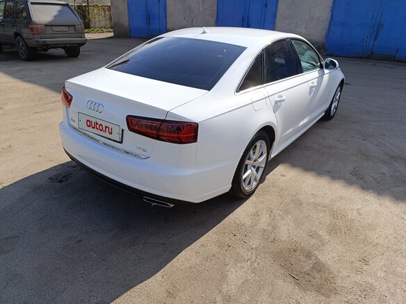 2015 Audi A6 IV (C7) Рестайлинг, белый - вид 3