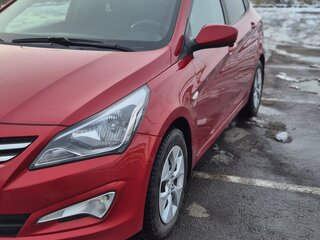 2016 Hyundai Solaris I Рестайлинг, красный, 1100000 рублей, вид 3