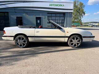 1993 Chrysler LeBaron III Рестайлинг, белый, 550000 рублей, вид 4