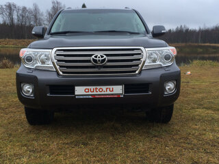 2012 Toyota Land Cruiser 200 Series Рестайлинг 1, серый, 4000000 рублей, вид 2