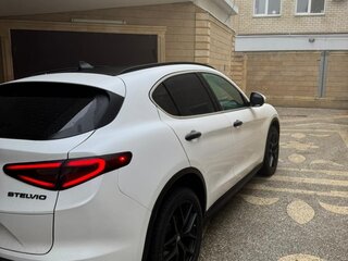 2019 Alfa Romeo Stelvio I, белый, 2800000 рублей, вид 4