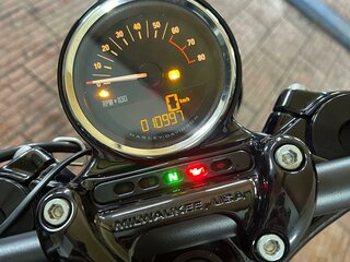 2020 Harley-Davidson Sportster 1200, чёрный, 1500000 рублей, вид 5