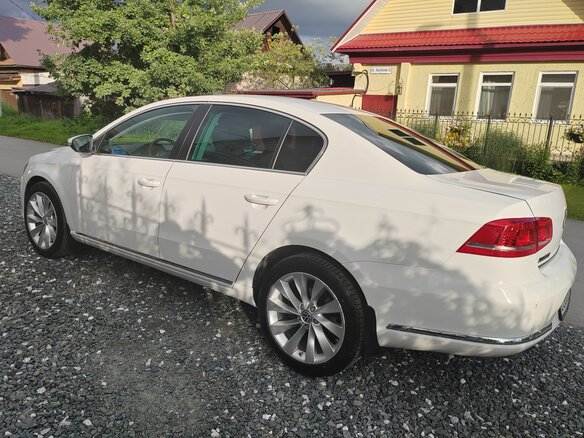 2011 Volkswagen Passat B7, белый, 1159000 рублей - вид 9