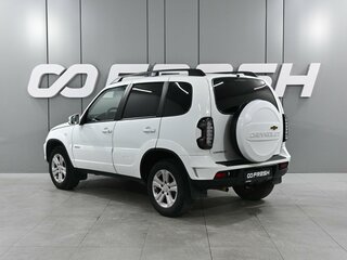 2015 Chevrolet Niva I Рестайлинг, белый, 724000 рублей, вид 2
