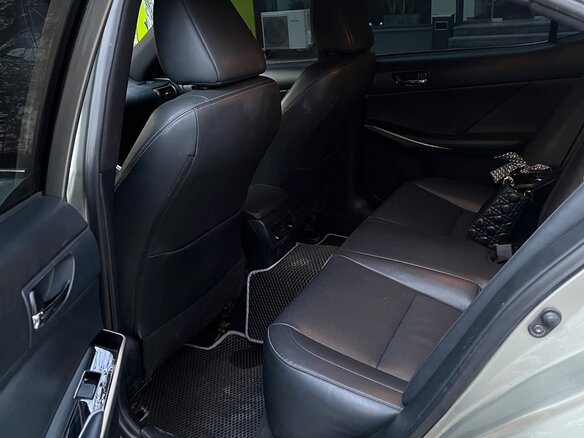 2015 Lexus IS 250 III, серый, 2500000 рублей - вид 6