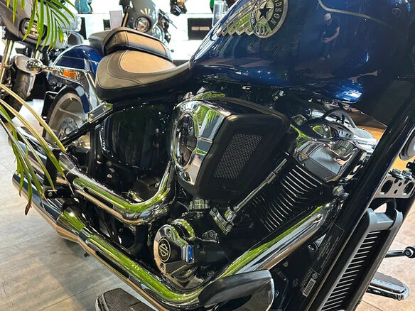 2025 Harley-Davidson Fat Boy, синий, 3690000 рублей - вид 10