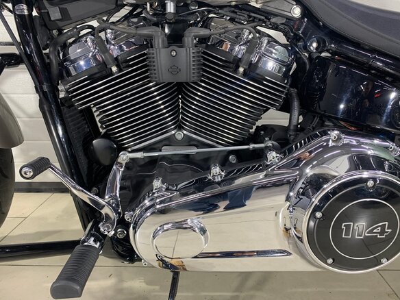 2018 Harley-Davidson Breakout, серый, 1750000 рублей - вид 20