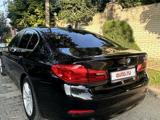 2017 BMW 5 серии 520d VII (G30/G31/G38), чёрный, 2790000 рублей, вид 2