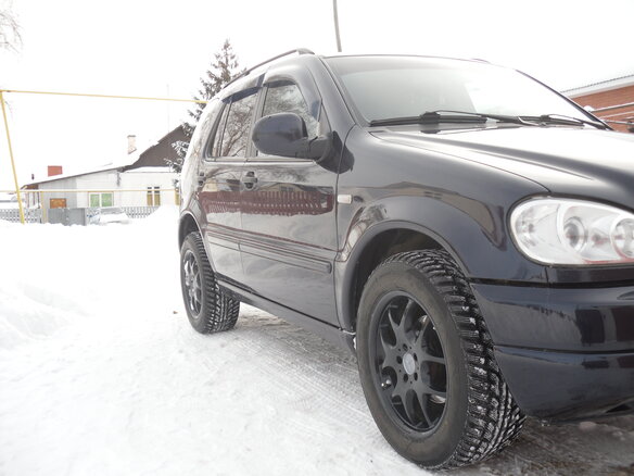 2000 Mercedes-Benz M-Класс 320 I (W163), синий - вид 2