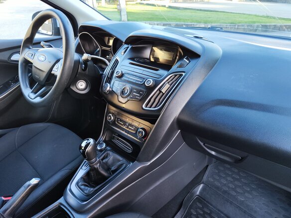 2017 Ford Focus III Рестайлинг, белый, 730000 рублей - вид 13