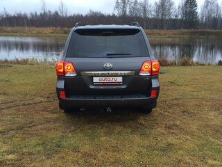 2012 Toyota Land Cruiser 200 Series Рестайлинг 1, серый, 4000000 рублей, вид 5
