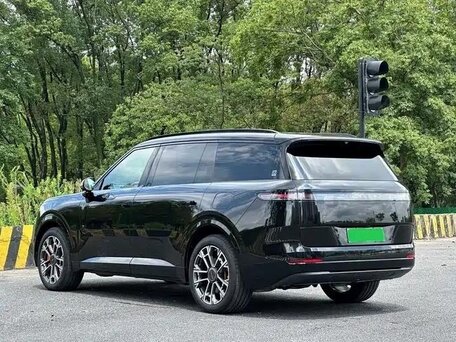 2026 Lynk & Co 900, чёрный, 7100000 рублей, вид 3