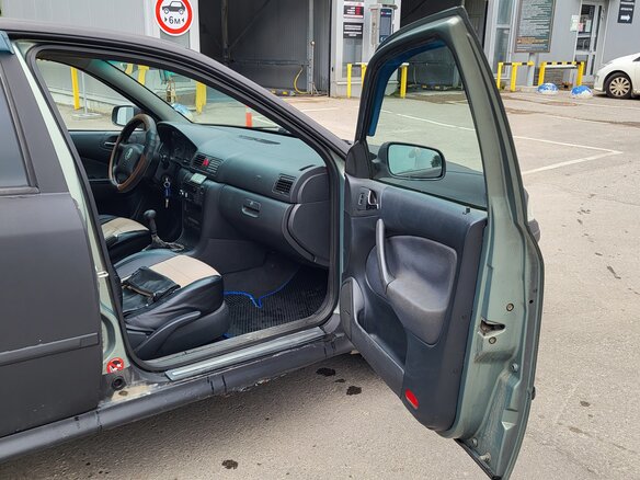 2002 Skoda Octavia I (A4) Рестайлинг, чёрный, 320000 рублей - вид 11
