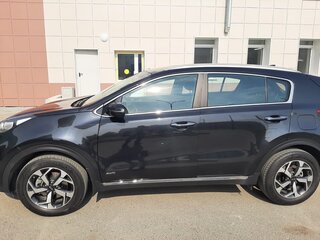 2019 Kia Sportage IV Рестайлинг, чёрный, 2500000 рублей, вид 3