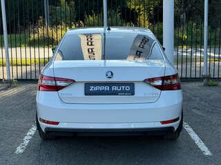 2016 Skoda Superb III, белый, 1949000 рублей, вид 5
