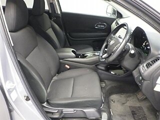 2017 Honda Vezel I, серебристый, 1660000 рублей, вид 5