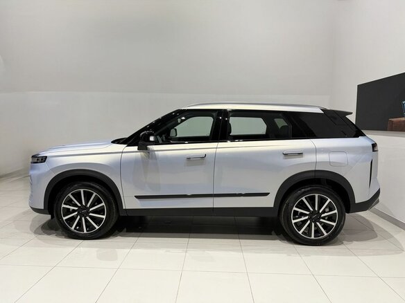 2025 Jaecoo J7 I, серебристый, 3169000 рублей - вид 8