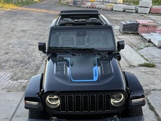 2022 Jeep Wrangler Rubicon IV (JL), чёрный, 5100000 рублей, вид 4