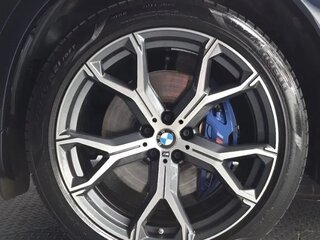 2024 BMW X6 30d III (G06) Рестайлинг, чёрный, 11935456 рублей, вид 5