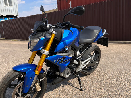 2018 BMW G 310 R, синий, 388371 рублей, вид 5