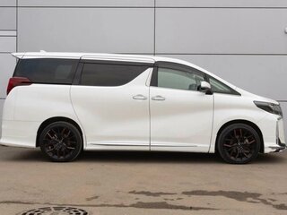 2020 Toyota Alphard III Рестайлинг, белый, 5300000 рублей, вид 3