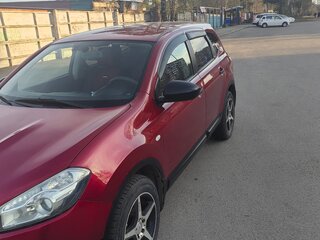 2013 Nissan Qashqai+2 I Рестайлинг, красный, 1350000 рублей, вид 5