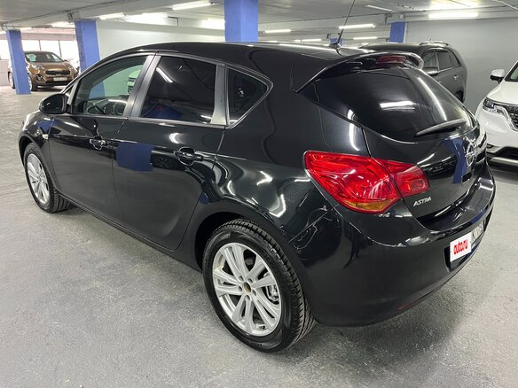 2010 Opel Astra J, чёрный, 649000 рублей - вид 6