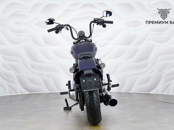 2025 Harley-Davidson Street Bob, фиолетовый - вид 6